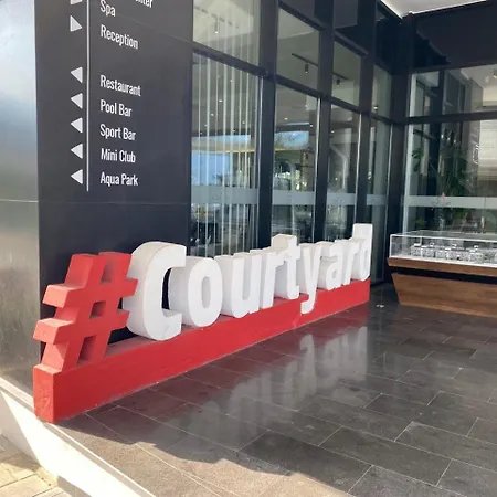 Iskele Courtyard Long 公寓