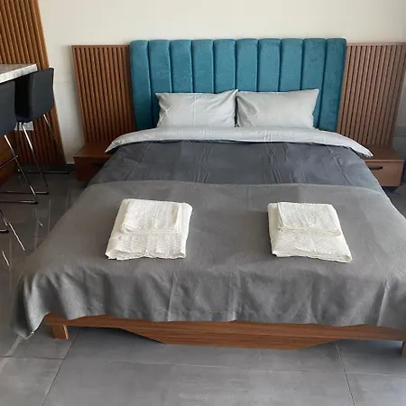 Iskele Courtyard Long *