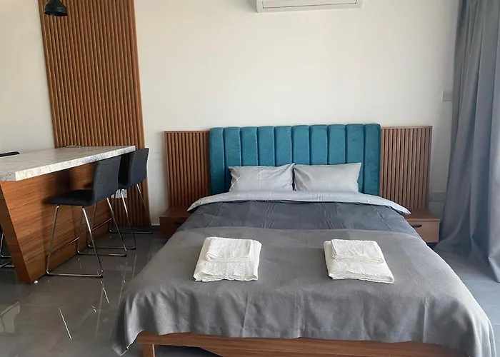 Appartamento Iskele Courtyard Long *