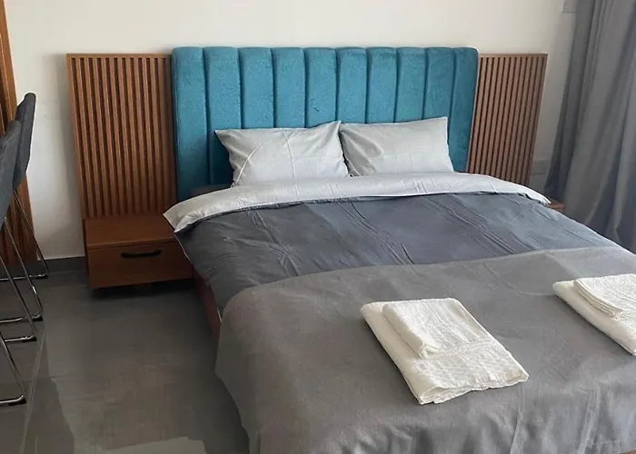 Appartamento Iskele Courtyard Long *